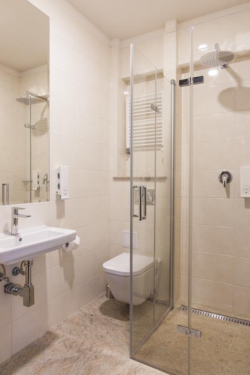 Mandala Hostel & Apartments Poznan Bilik gambar