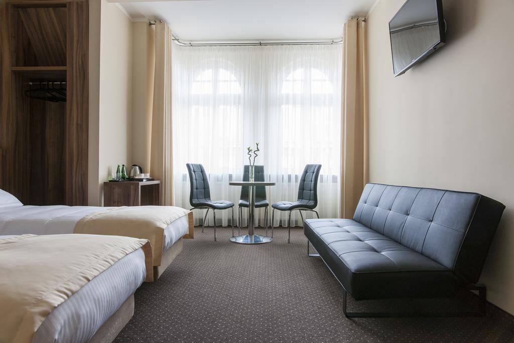 Mandala Hostel & Apartments Poznan Bilik gambar
