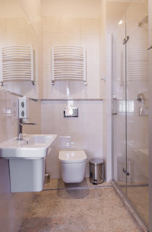 Mandala Hostel & Apartments Poznan Bilik gambar